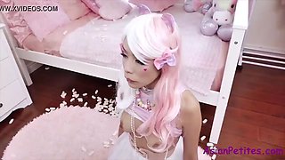 Perverted white dude bangs asian porno doll