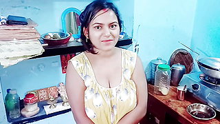 Hot desi indian girl bigg big in the room