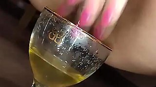 Farting Non Stop on Your Face and Pee