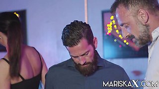 Hot Francys's brunette xxx