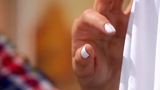 Feels Good To Be Bad With Seth Gamble, Eliza Ibarra - Brazzers