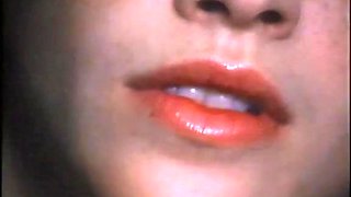 Clio Goldsmith,Unknown in Honey (1983)