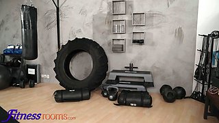 Fitness apartments \u2013 Big Tits sapphic taylee wood in a lesbian 3way