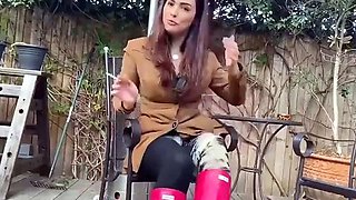 Smoking Boot Goddess