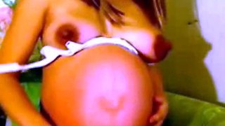 Pregnant Amateur with Big Tits on Webcam