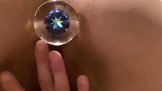 Amateur brunette chick toying her ass and pussy on webcam