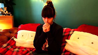 ManyVids Sydney Harwin Mommy And Son SNOWED IN