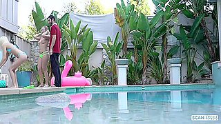 Perfect Blonde Sluts Bailey Brooke And Kiara Cole Seduce This Big Penis Stud Into Hot Sex In His Expensive Pool - 15 Min