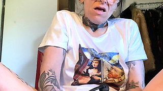 Creamy Orgasm on a Big Dildo