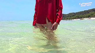 910 in Pantyhose Under Water