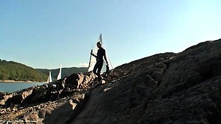 Public amateur fucked outdoors before cumshot