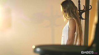 Alexis Crystal's Quiet Thought Sparks Wild Lesbian Desire