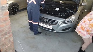 I M Mechanic That Service Cars and Women
