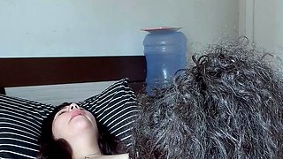 Amateur college lesbians lick pussy in reality groupsex