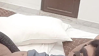 Step-mom Ke Market Jane Ke Bad Step-di-di Ko Lund Ke Liye Tadapte Hue Dekha Fir Uski Choot Ki Garmi Nikali..