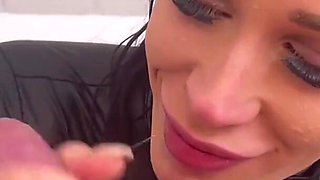 Naughty Shower with Lola Bellucci