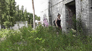 After workout pee by Got 2 Pee where girls come to piss