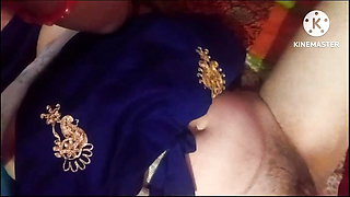 Desi indian bhabhi fingering her sexy hairy pussy