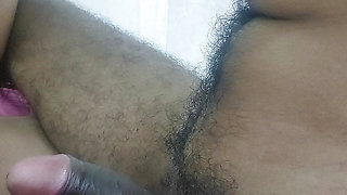 Desi girl enjoyed full nude me at her house desi village virgin girl