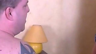 Home fucking , 69 position in the bedroom