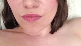 Huge croissant tits 002