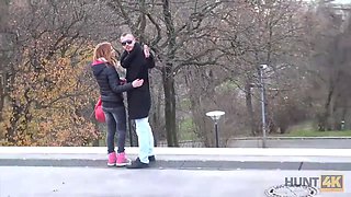 Hunt4k. a la pelirroja le gusta dar sexo por dinero frente a su novio