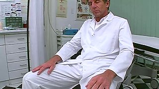Fisted by the Clinic Boss