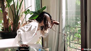 Lulu Chu's Wild Wait in a Sultry Scene