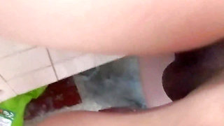 BEAUTIFUL BLONDE LIKES TO FUCK HER STEPBROTHER WHEN NO ONE SEES HIM