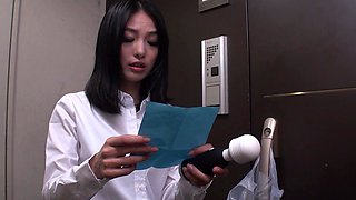 Japanese maid, Hina Wakaba had casual DP, uncen
