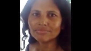 Srilankan pushpalatha aunty