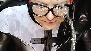Golden Shower Time