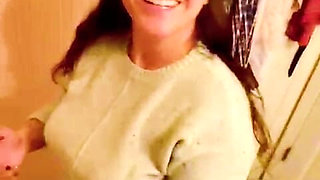 I surprised my 18F lesbian coworker fucking myself in the green sweater she loaned me