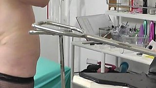 Mature Gyno Secret- Gyno doctor records his mature female patient on a cam