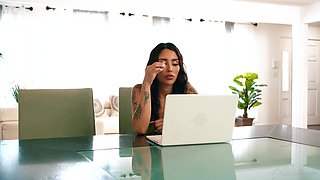 Why You Should Use Incognito