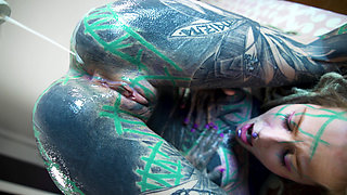 Tattoo Anal Gape Loving Girl Cumplay