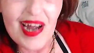 958 Footlovers Paradise. Beautiful Mature Dawnskye Invites You to Come Closer and Smell My Feet