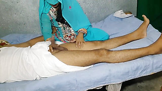 Daughter-in-law left a lot, Real Indian Desi Sasur Bahu Sex in Hindi Dirty Talk