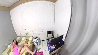 Housewife And Technician With Her Ass While Husband Is Away