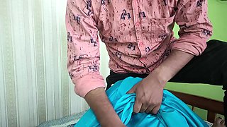 Saree Removal and Hot Romance with Sex by Vaishnavy and Sharun Raj, Mallu Couple Hot Saree Removal Romance and Doing Sex