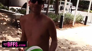 Hotties have fun beach volleyball