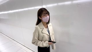 貧乳美尻看護師はる(25)ナマイキP活女【チン媚び→セフレ化確定】