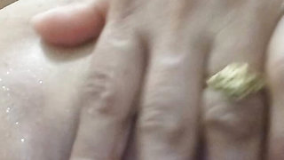 Finger Muna habang naliligo lubog na libog tlaga aku