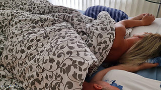 Morning wake up sex, rubbing wife's pussy until orgasm and spreading cum on her tits