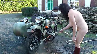 Naked I Wash The Sidecar - MaryBitch