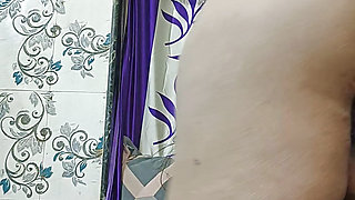 Momьн fucking with big dildo
