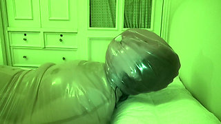 Slave Doll Aaruna Diary 33（latex Catsuit, Breathe Control）