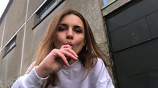 Amateur wild chick solo masturbation
