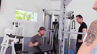 Fitness crazed MILF wants to fuck on the spot, at the gym