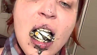 Self Human Ashtray - Spit, Ashtray, Dirty Face